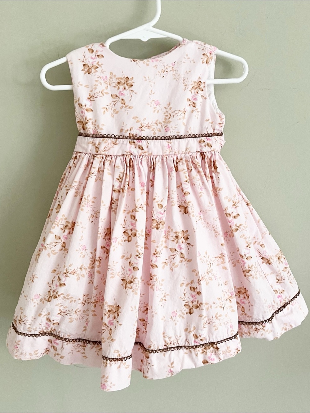 Jillian’s Closet pink/tan floral dress with petticoat